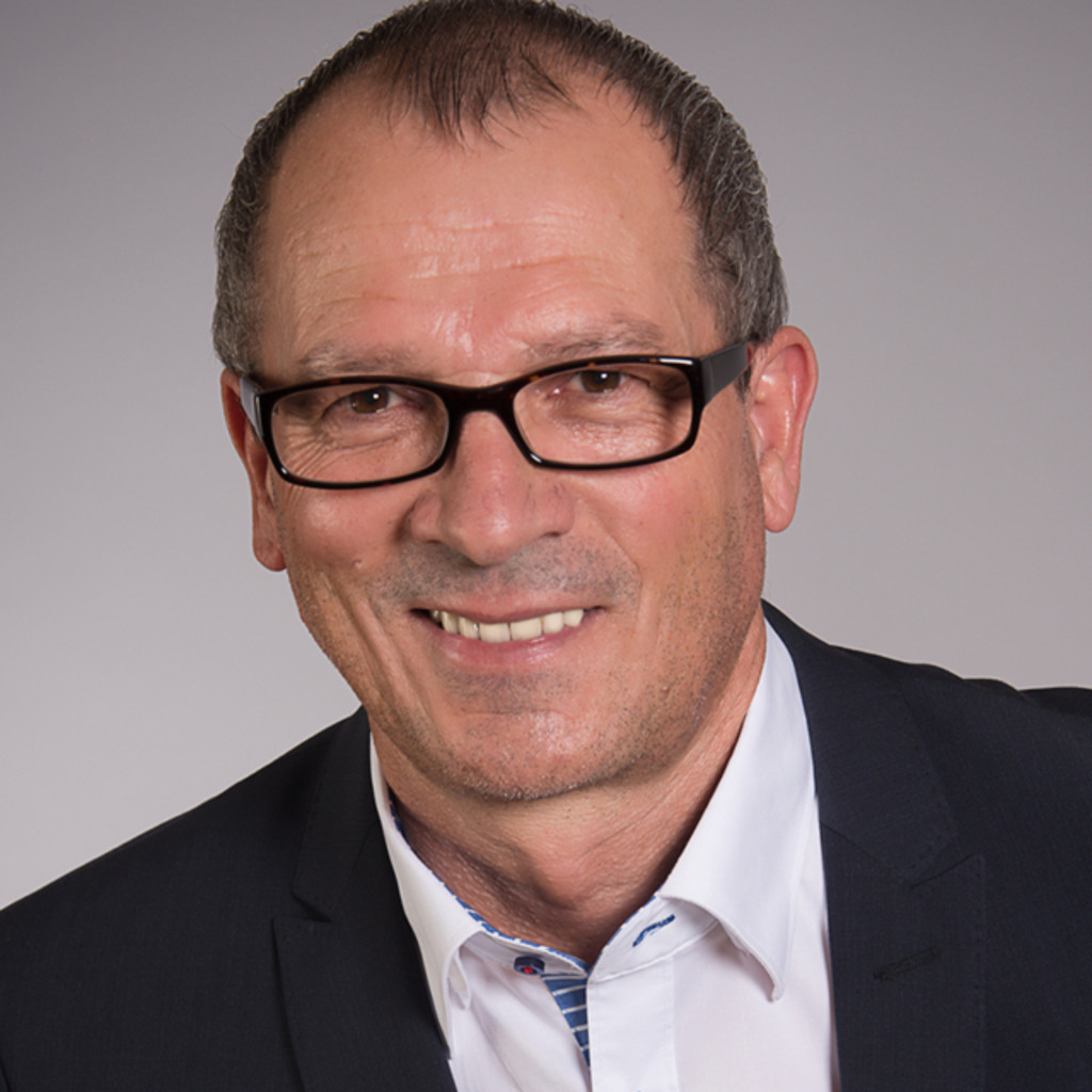 Wolfgang Müller Retired ××××× XING