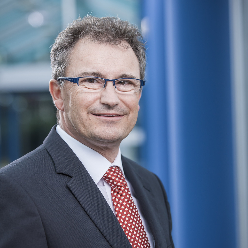 Dipl.Ing. Andreas Stuckenberger Head of Business Innovation Zuken