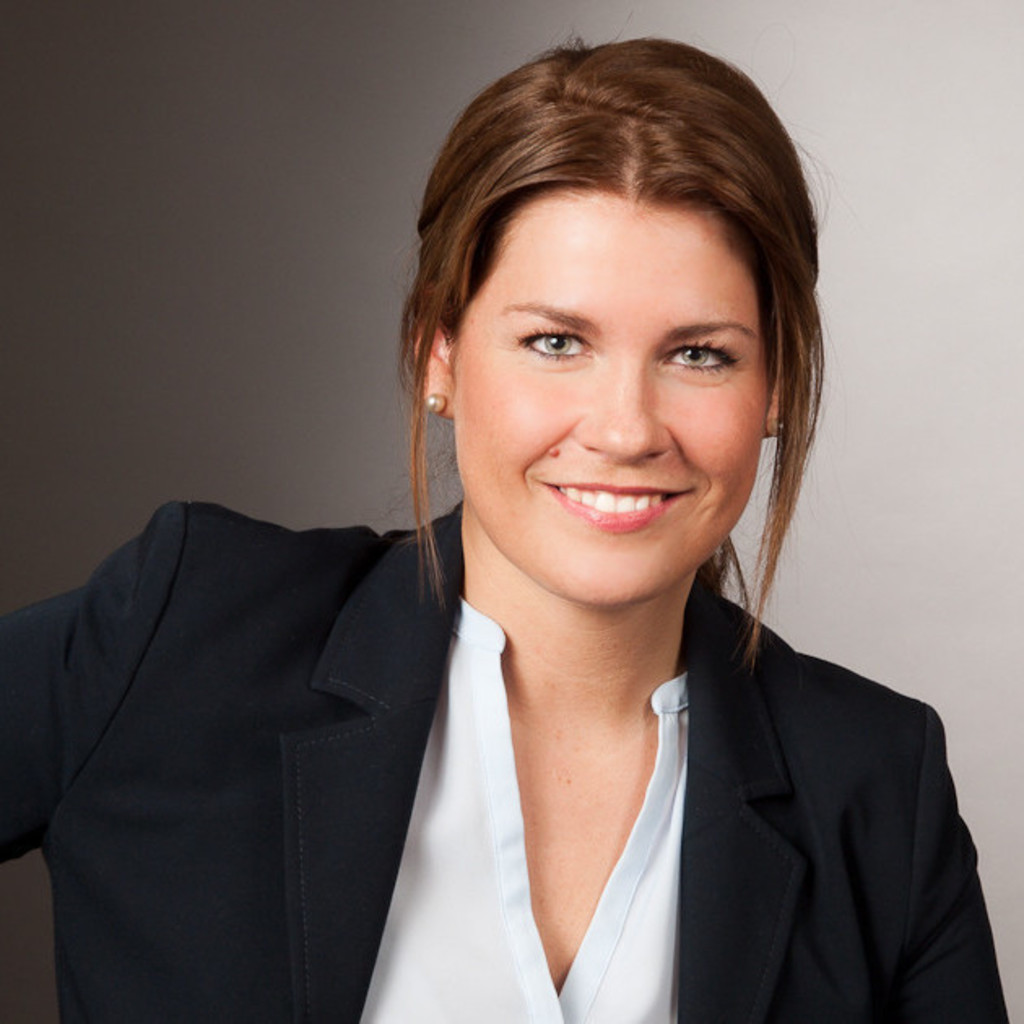 Julia Jacob Food Safety Manager Amazon XING