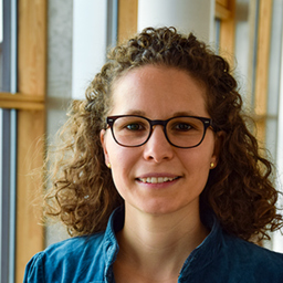 Stephanie Höhle