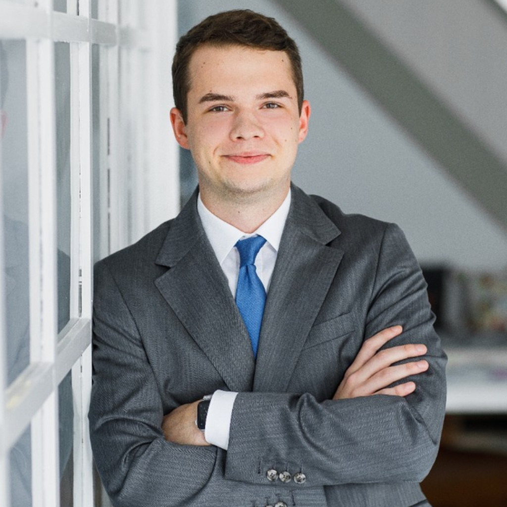 Hendrik Bollinger Associate PwC Deutschland XING