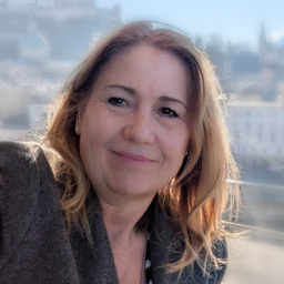 Petra Mangold
