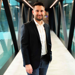 Fahri Özünlü