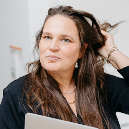 Carolin Glaser