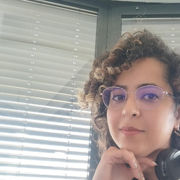 Elahe Shahabzadeh