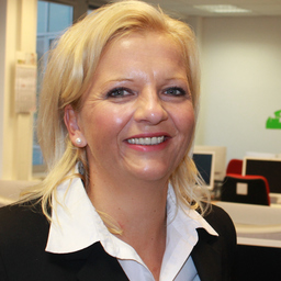 Anja Uplegger