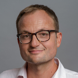Dr. Wolfgang Brunauer