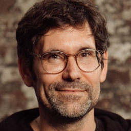 Jörg Ruckelshauß