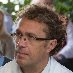 Dr. Florian Baumann