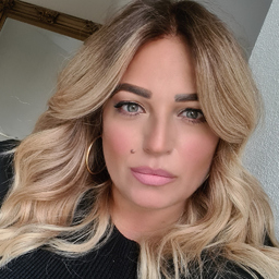 Nadya Hildendarova