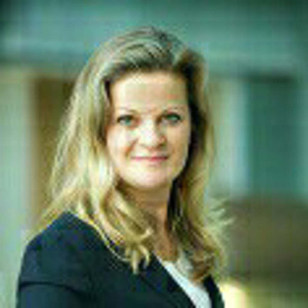 Adriane H bler Schmidt Senior Compliance Officer Syndikusanw ltin VP adriane-h-bler-schmidt-senior-compliance-officer-syndikusanw-ltin-vp
