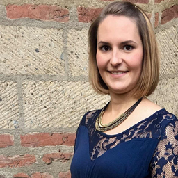 Dr. Julia Sprenger-Perera