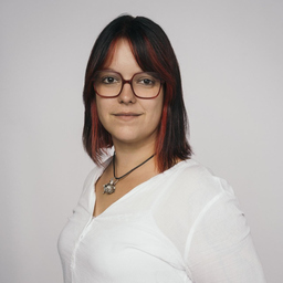 Nadine Plößl