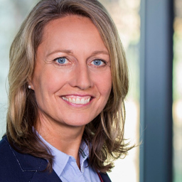 Mag. Martina Zöbl