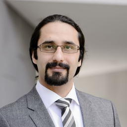 Dr. Amir Hooshmand