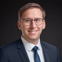 Dr. Yannik Bofinger