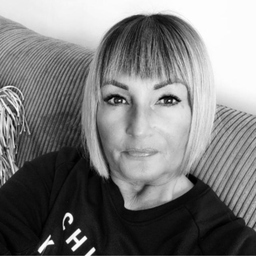 Anja Hübner
