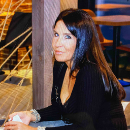 Yasmin Kunze