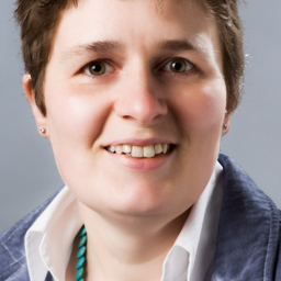 Verena Tüshaus