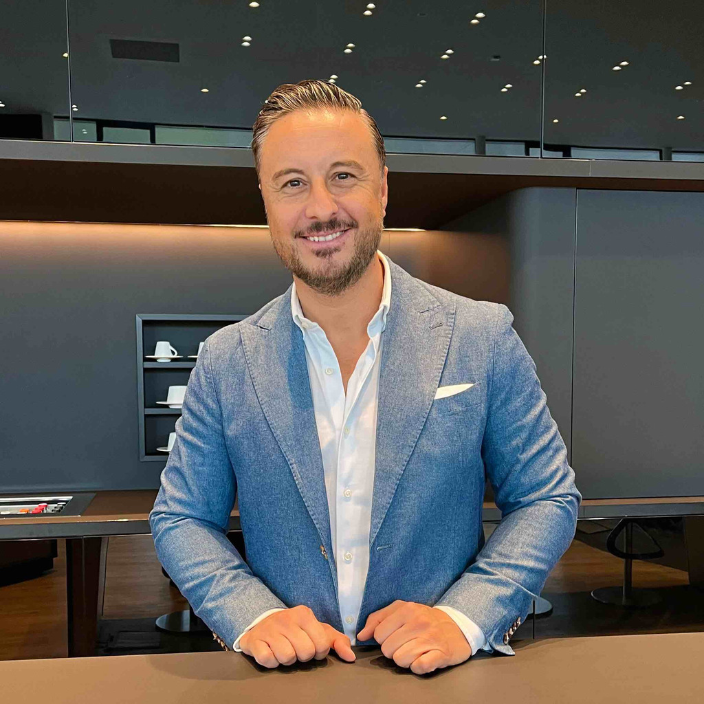 Emek Erdogan Mercedes Benz Verkauf Daimler Ag Niederlassung Darmstadt Xing