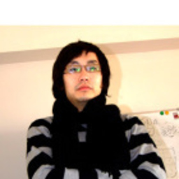杨 卓