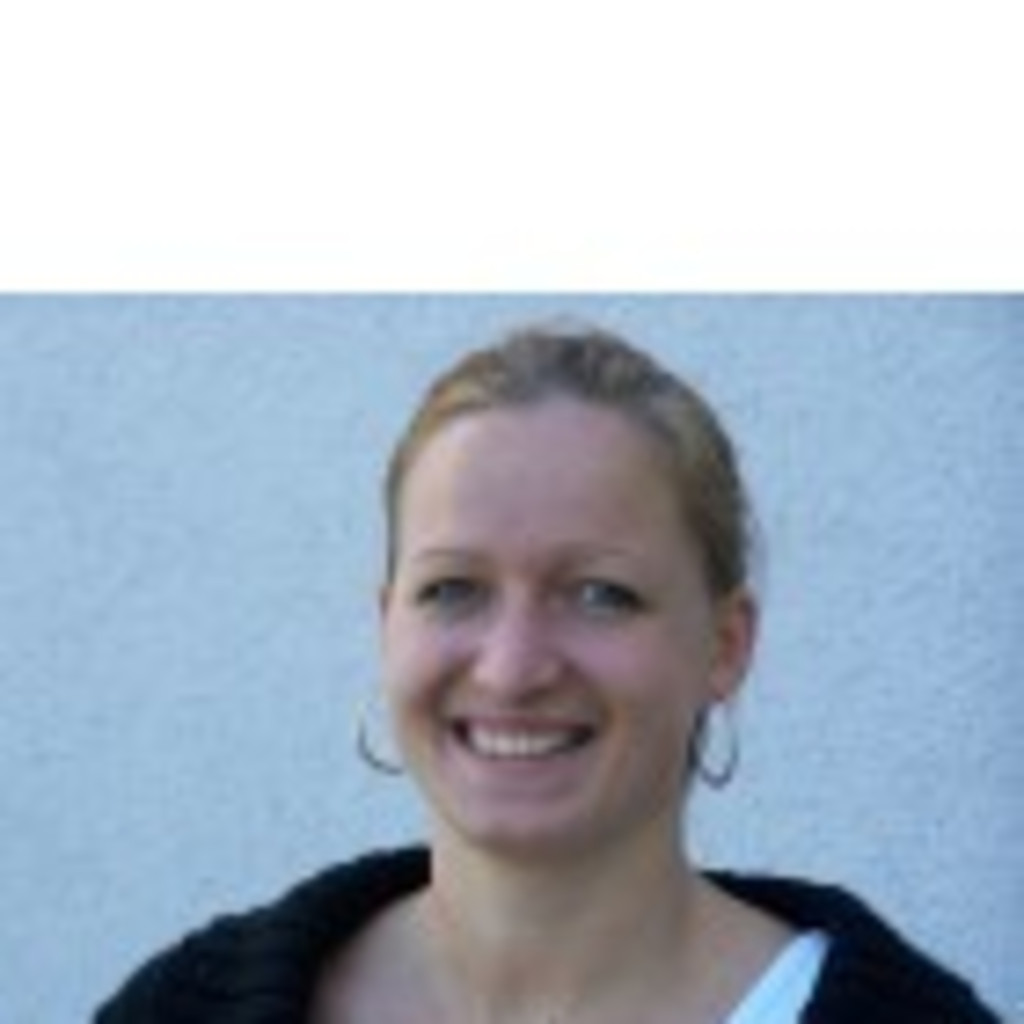 Barbara Lindinger freiberufliche Mitarbeiterin sicher unterwegs XING