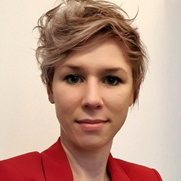 Valérie Höß