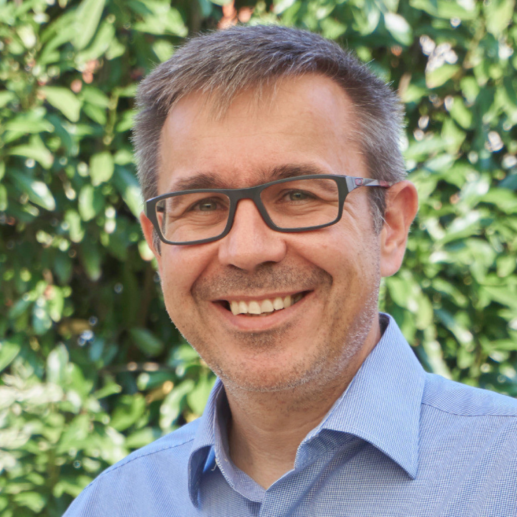 Thomas Rosenau ITArchitekt Messe Frankfurt GmbH XING