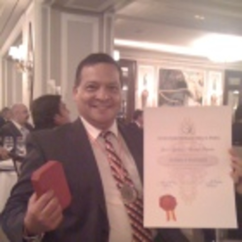 JUAN MONTIEL Director de Clinica Dental Perioim,sl XING