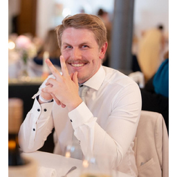 Simon Ach