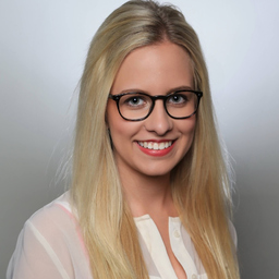 Nadine Schmidt