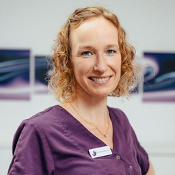 Dr. Alexandra Thies
