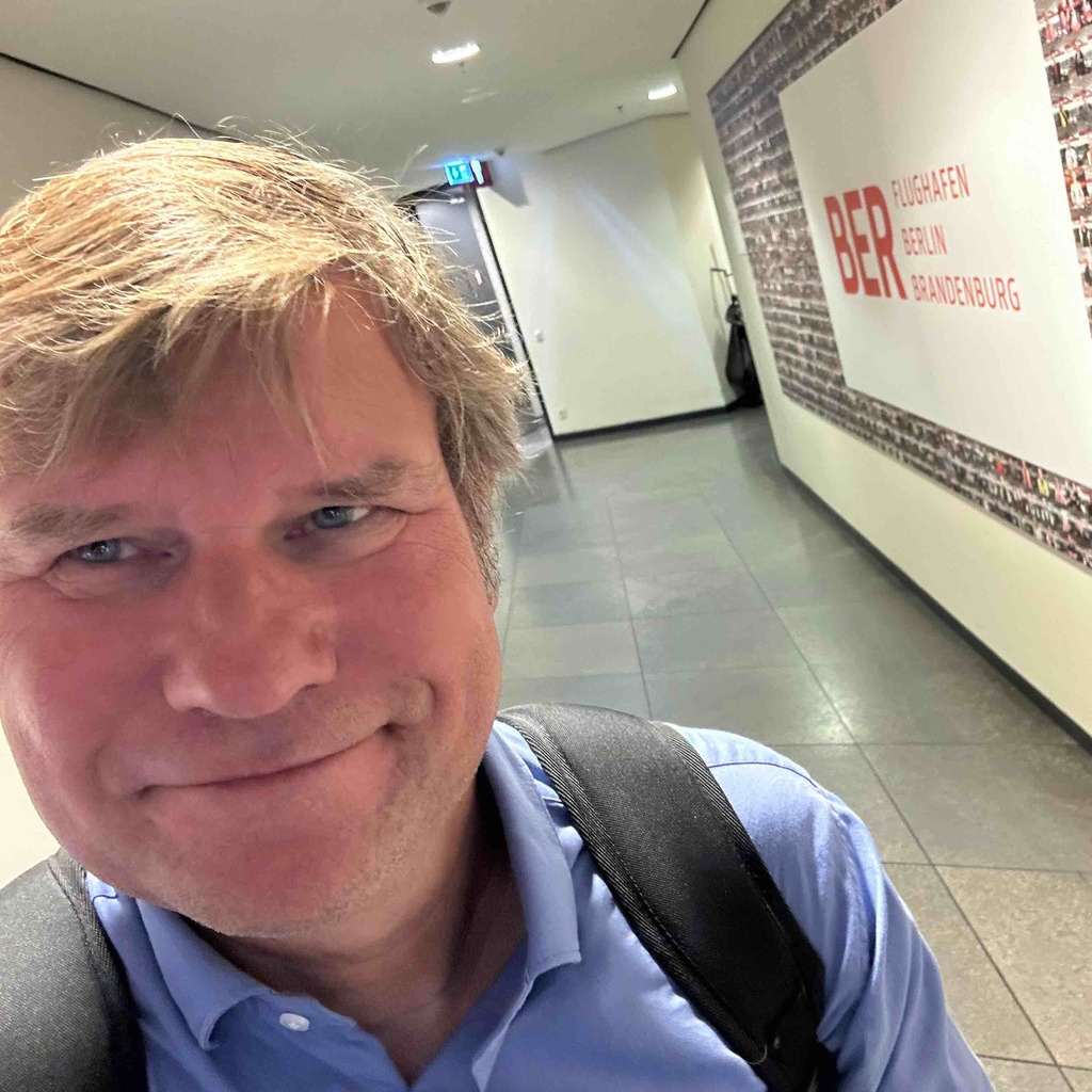 Jens Hartwig Betriebsleiter Operations Manager Operations Ber Aeroground Berlin Gmbh Xing