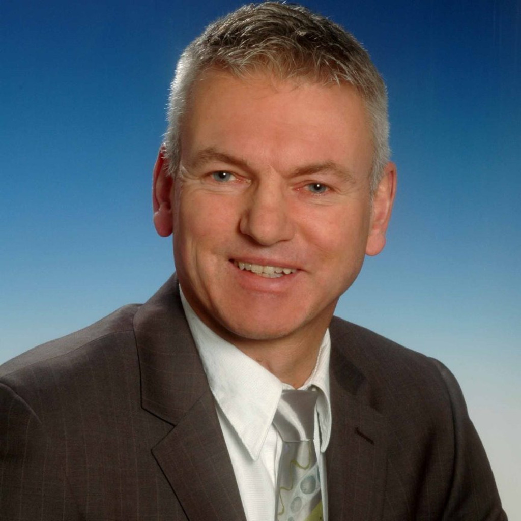 Harald Hammer Bid Manager INIT GmbH XING