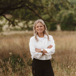 Nadine Handwerk
