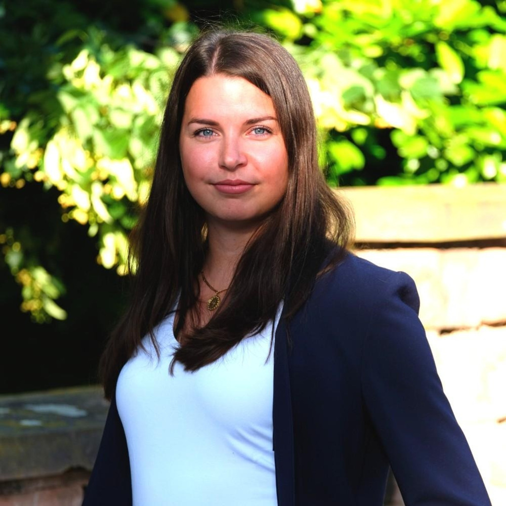 Nina Wörner Specialist Finance and Controlling ORBIS AG XING