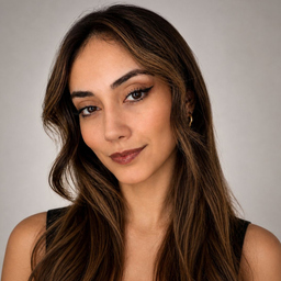 Elif Savar
