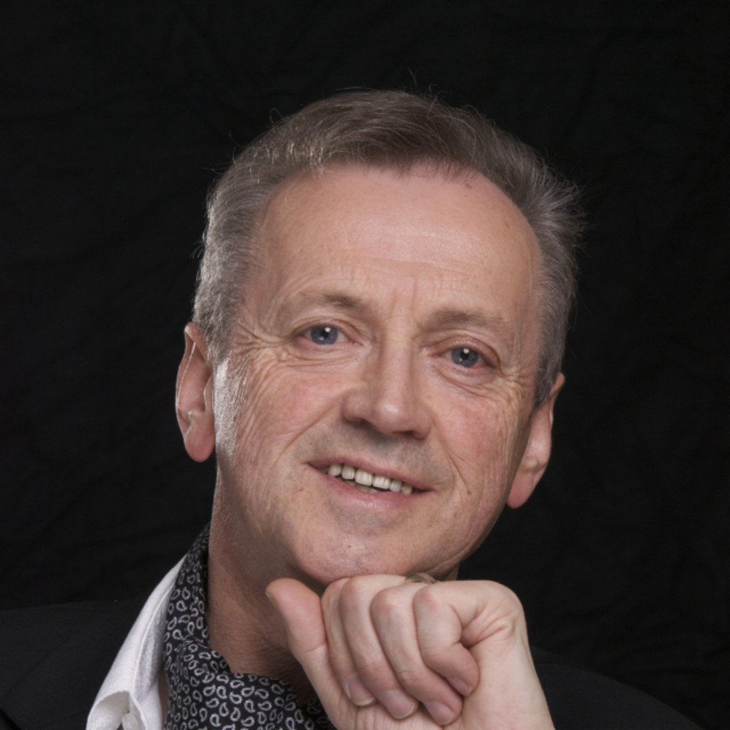 Dr. Joseph W. Hillebrand Wissenschaftlicher Leiter LebensMangement