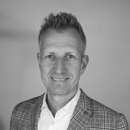 Dr. Ralph Schröder