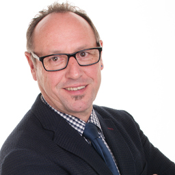 Hartmut Born
