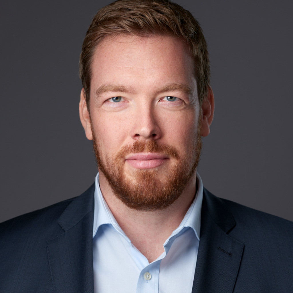 Dr. Andreas Warkentin Senior Manager Financial Asset Management