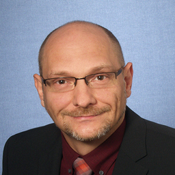 Dr. Marcus Lutz
