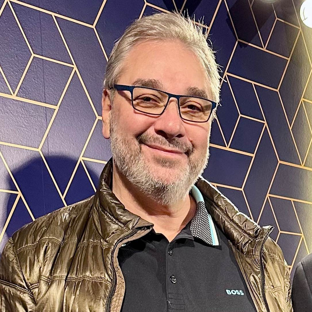 Vadym Volfovskyy Selbstständig (CaseManagement) VS.MED.TOUR XING