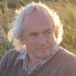 Robert Wynne-Simmons