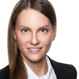 Julia Holczer