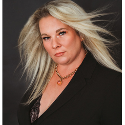 Jacqueline Hertzsch