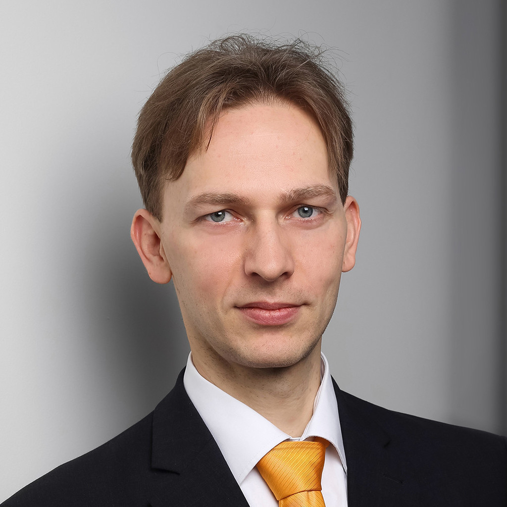 Daniel Rühle Head of IT Solutions & Services Continental AG