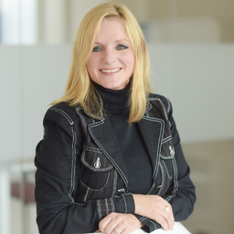 Nadine Mika