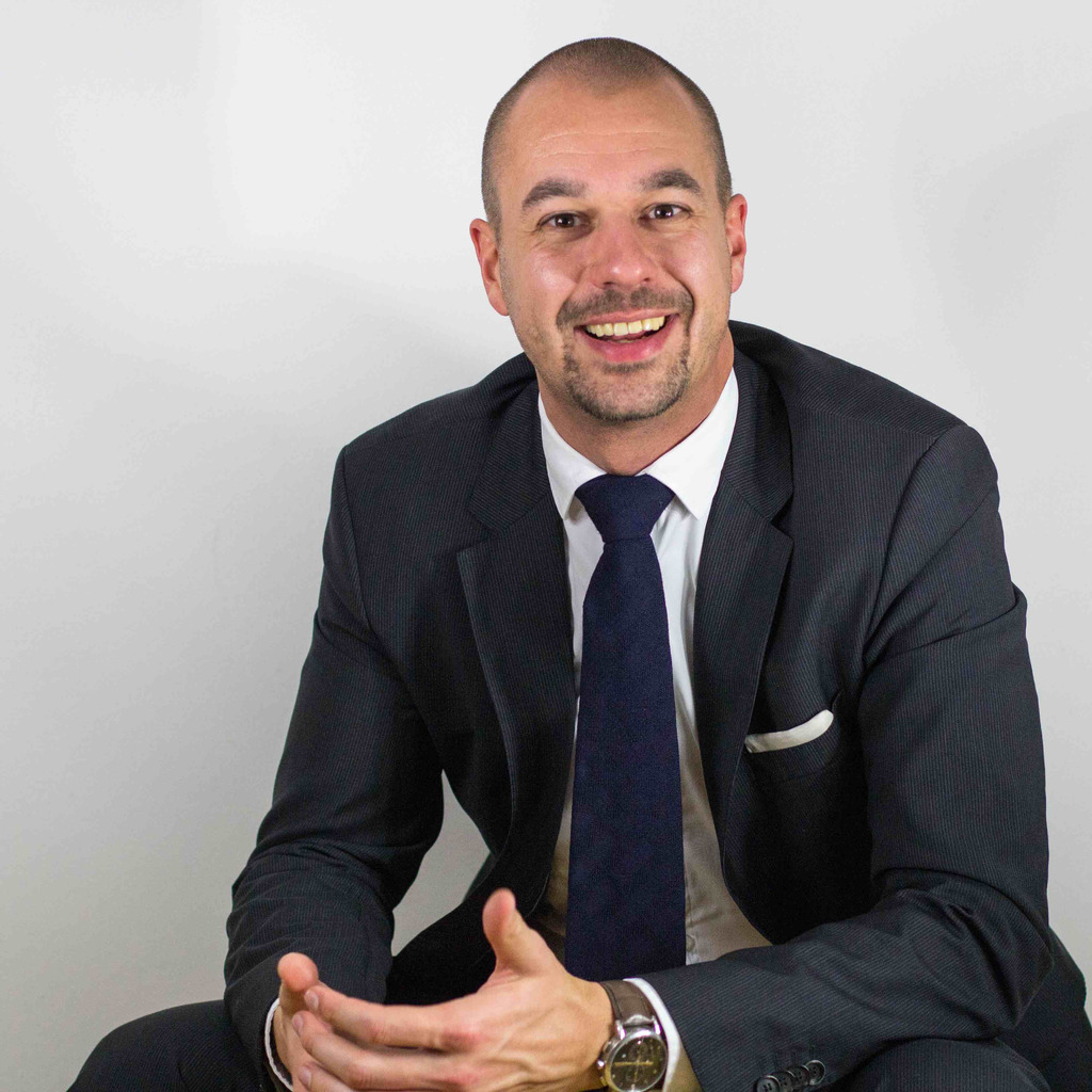 Matthias Reimer Gebietsverkaufsleiter Donau Versicherung AG Vienna