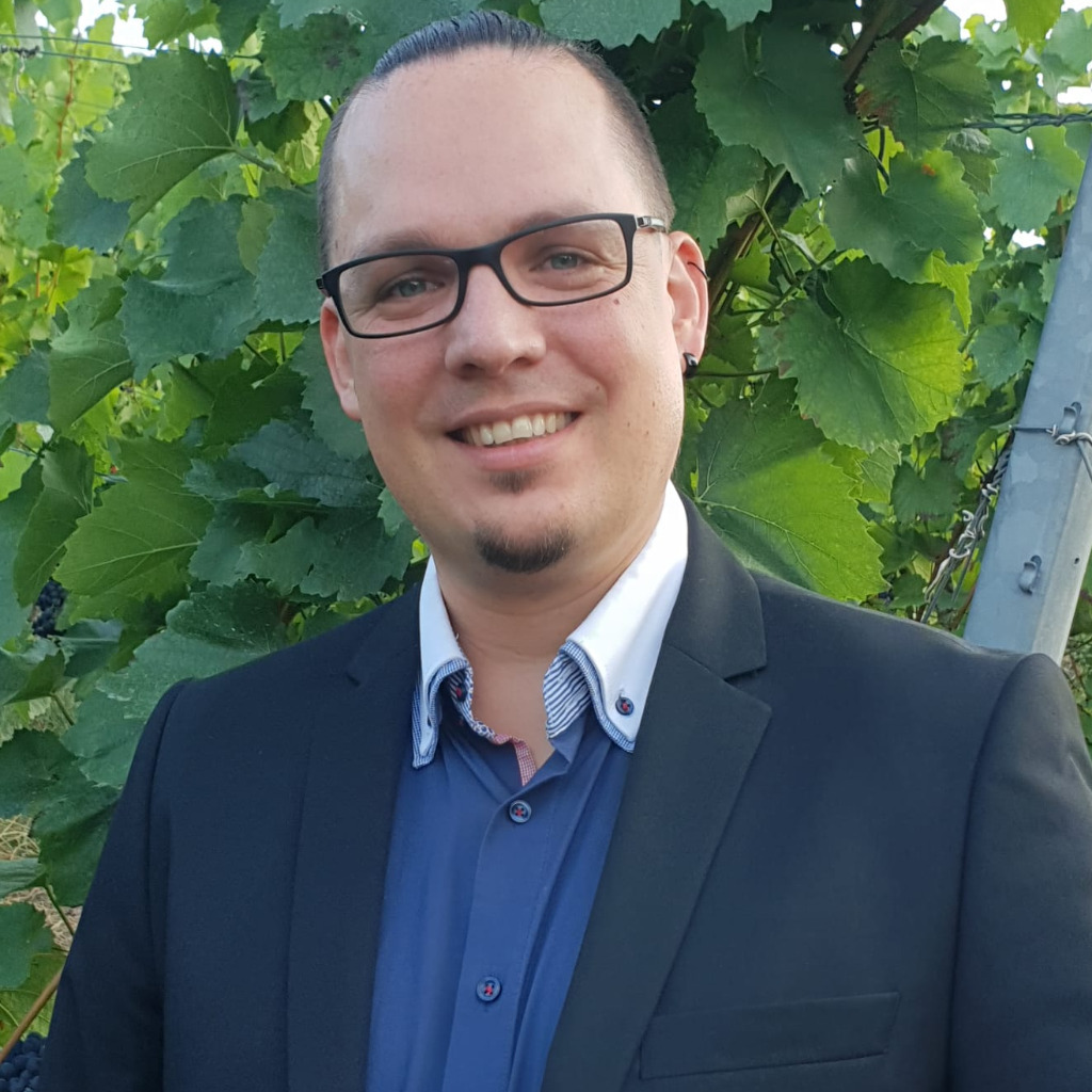 Benjamin Plötzke Marktleiter Fellbacher Weingärtner XING